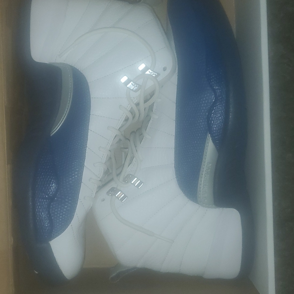 Jordan Retro 12 French Blue 10.5 - Picture 10 of 15